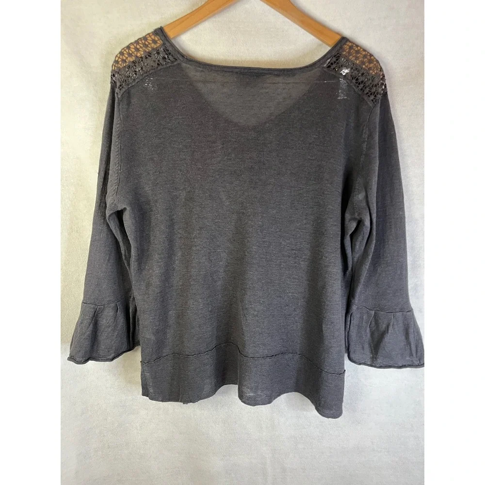 Wrap London Sz 10 100% Linen Gray V-Neck Top Crotchet Shoulder Ruffle Sleeve